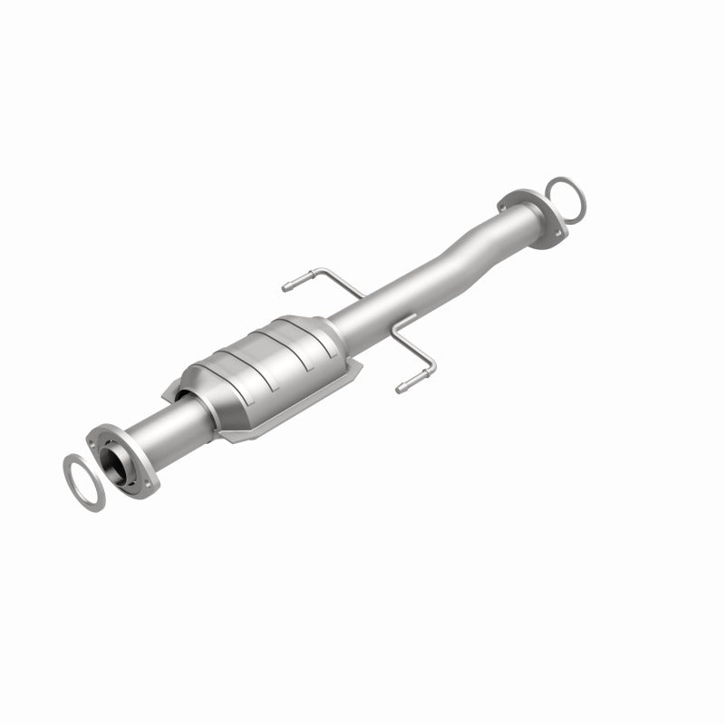 MagnaFlow Direct Fit Catalytic Converter 02-04 Toyota Tacoma 2.7L Rear