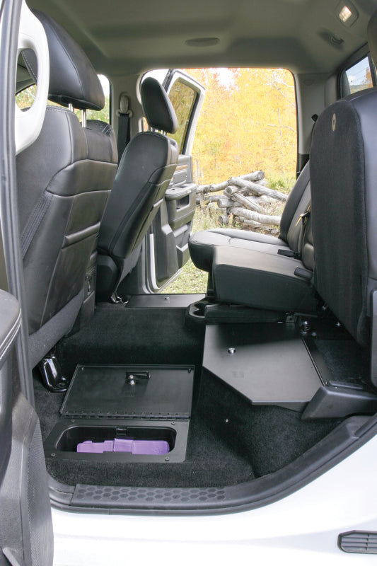 Tuffy Products Tuffy Ram Trucks Crew Cab Infloor Lid W/ Keyed Lock