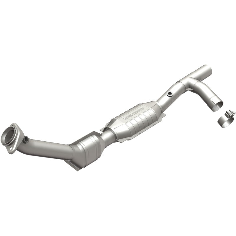 MagnaFlow Direct Fit Catalytic Converter 99-00 Ford Trucks 5.4L