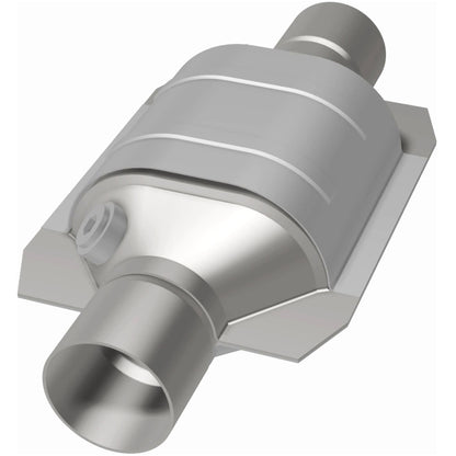 MagnaFlow Universal Catalytic Converter 2.25 W/Dual O2 Boss