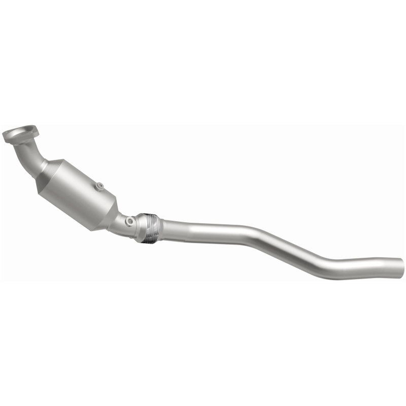 MagnaFlow Direct Fit Catalytic Converter 2005 Chrysler 300C 5.7L V8 / 2005 Dodge Magnum 5.7L V8