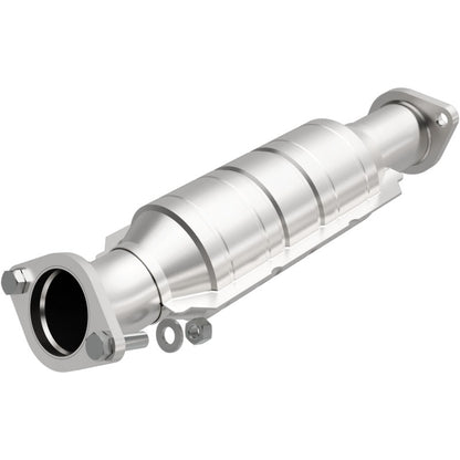MagnaFlow Direct Fit Catalytic Converter 06-10 Hyundai Azera 3.8L