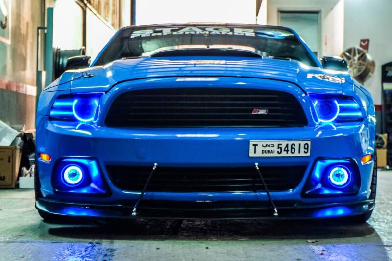 ORACLE Lighting Oracle Ford Mustang 10-12 LED Halo Kit - Projector Headlights - White
