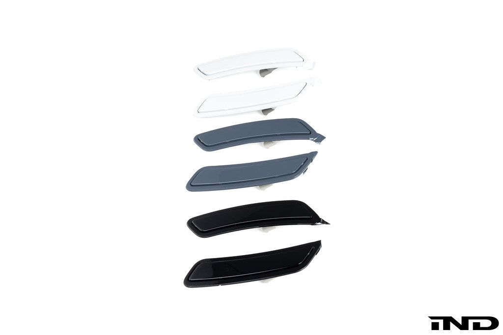 IND I20 iX Painted Front Reflector Set