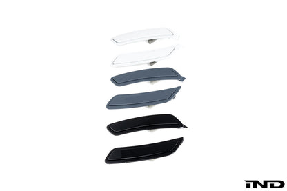 IND I20 iX Painted Front Reflector Set