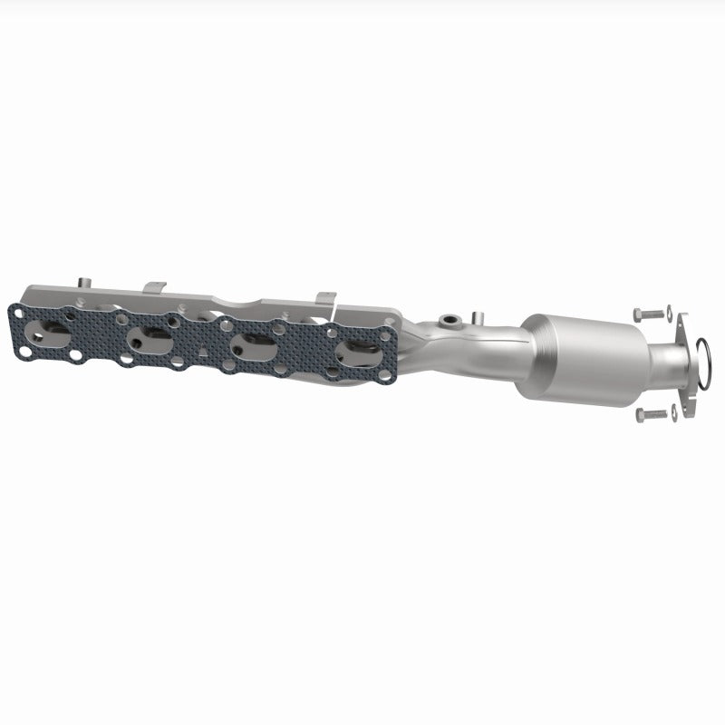 MagnaFlow Direct-Fit SS Catalytic Converter 04-06 Nissan Titan 5.6L V8 (California)