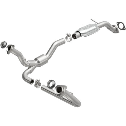 MagnaFlow Direct Fit Catalytic Converter 00-05 Blazer 4WD 4.3L OEM