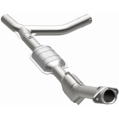 MagnaFlow Direct Fit Catalytic Converter 00-04 Ford E150 4.6L Passenger Side