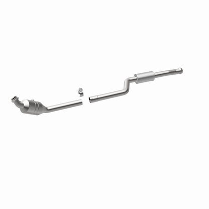 MagnaFlow 08-10 Mercedes-Benz C300 3.0L Direct Fit Converter