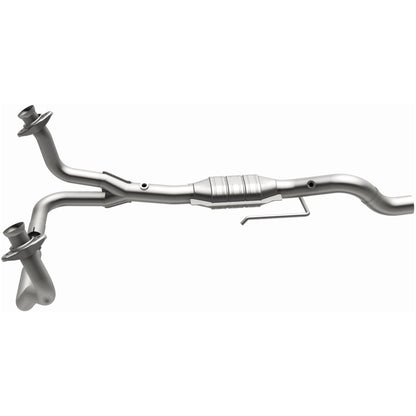 MagnaFlow Direct Fit Catalytic Converter 00-03 Dodge Dakota 4.7L 4WD