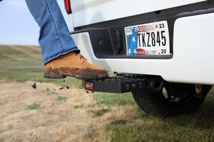 GEN-Y Hitch Gen-Y Phantom 2in Shank 400lb Capacity Serrated Hitch Step