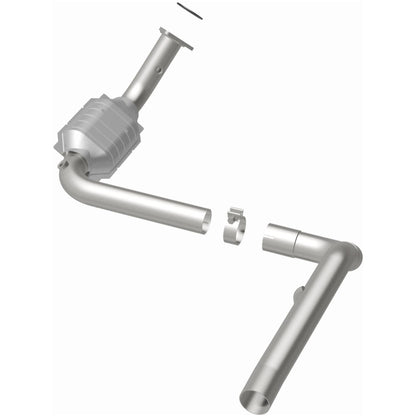 MagnaFlow Direct Fit Catalytic Conv 02-06 Cadillac Escalade / 02-06 GM Yukon (Inc Denali) 6.0L D/S