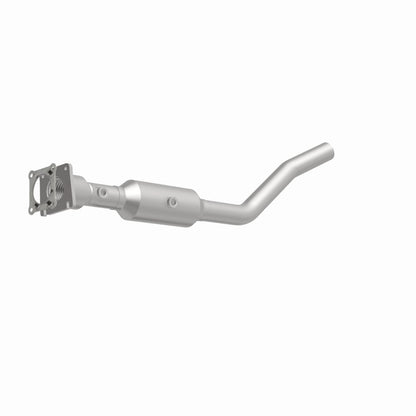 MagnaFlow 11-14 Jeep Patriot 2.4L Direct Fit Converter