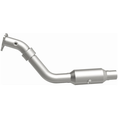MagnaFlow Direct Fit Catalytic Converter OEM 2004-2006 Chrysler Pacifica Underbody