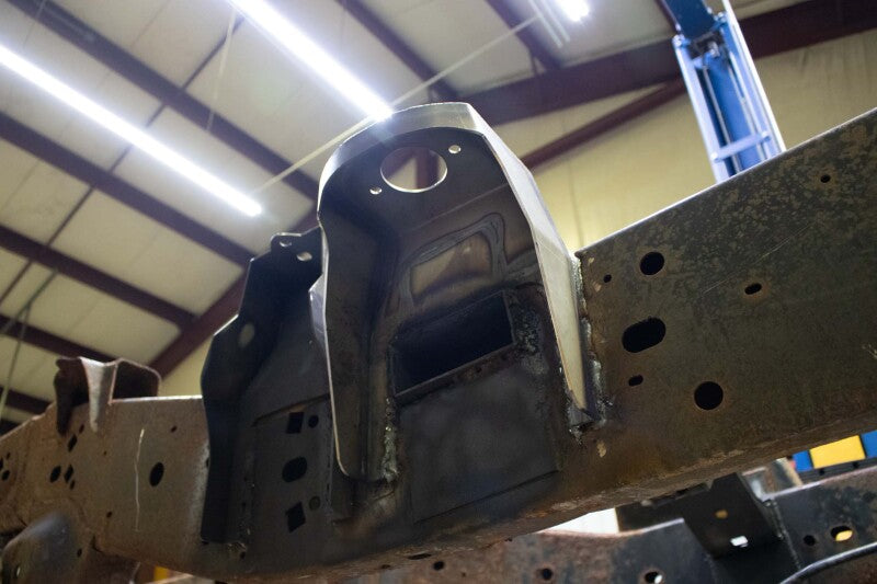 RustBuster Rust Buster 09-14 Ford F150 Single Cab Rear Cab Mount