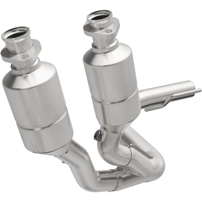 MagnaFlow Direct Fit Catalytic Converter 99-01 Grand Cherokee Front 4.7L