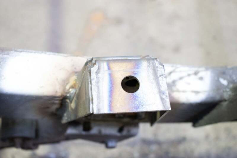 RustBuster Rust Buster 88-95 Toyota Pickups Raised Bed Mounts- (Left)