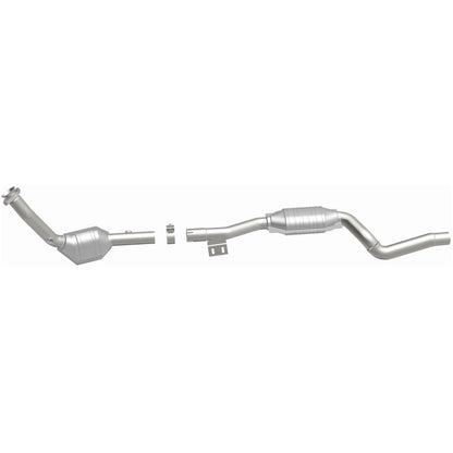 MagnaFlow Direct Fit Catalytic Converter 2003 ML350 3.7L Underbody