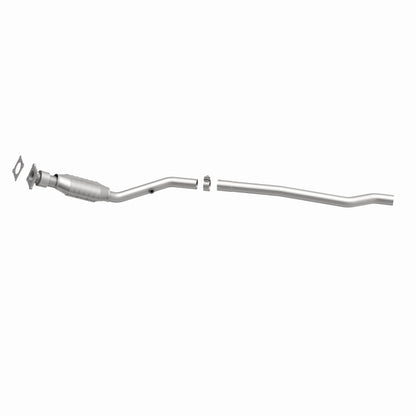MagnaFlow Direct Fit Catalytic Converter 96-98 Caravan-Voyager 3.3L/