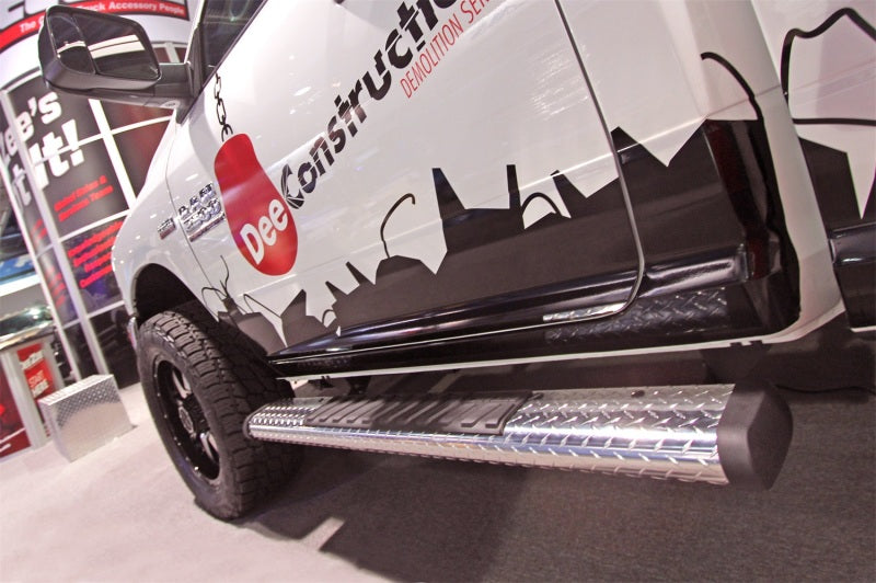 Dee Zee Universal Tubes - 6In Oval - Brite Tread Aluminum (CrewCab)
