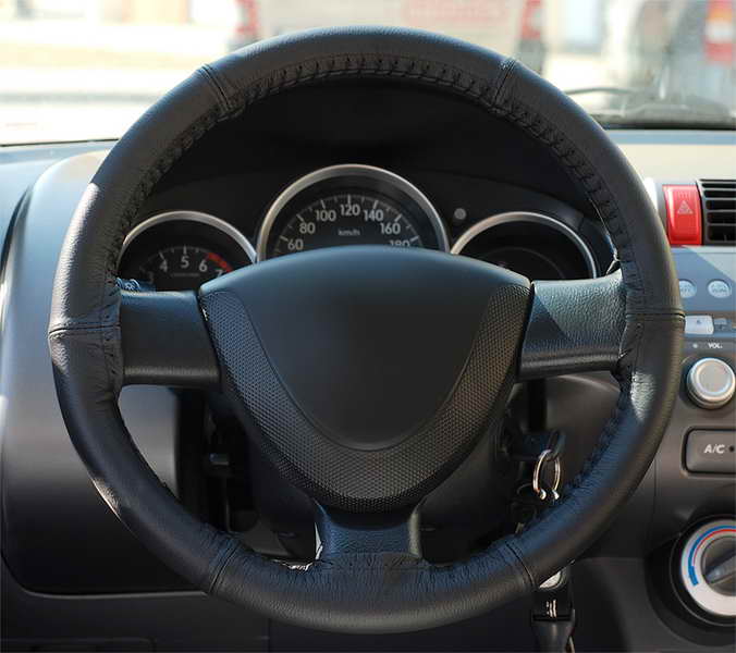 CARPASSION MMTCP10052 Steering Wheel Cover