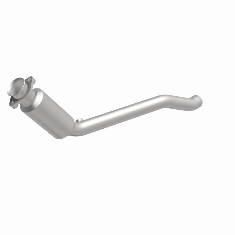 MagnaFlow Direct Fit Catalytic Converter 2010-2013 Land Rover LR4 V8 5 OEM Underbody