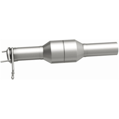 MagnaFlow Direct Fit Catalytic Converter 03-05 Ford F250/350 SD 6.0