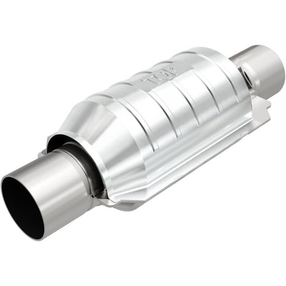 MagnaFlow Universal Catalytic Converter 2.00 with 1-O2 Rear CA