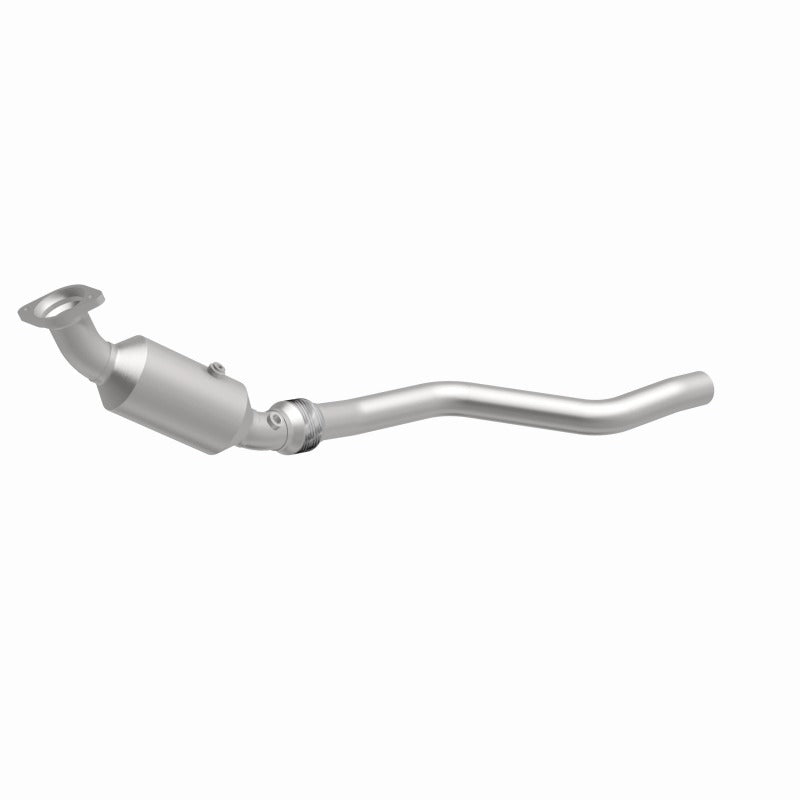 MagnaFlow Direct Fit Catalytic Converter 05-06 300/Magnum 5. OEM