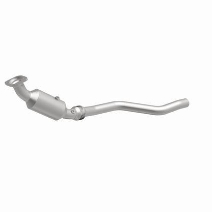 MagnaFlow Direct Fit Catalytic Converter 05-06 300/Magnum 5. OEM