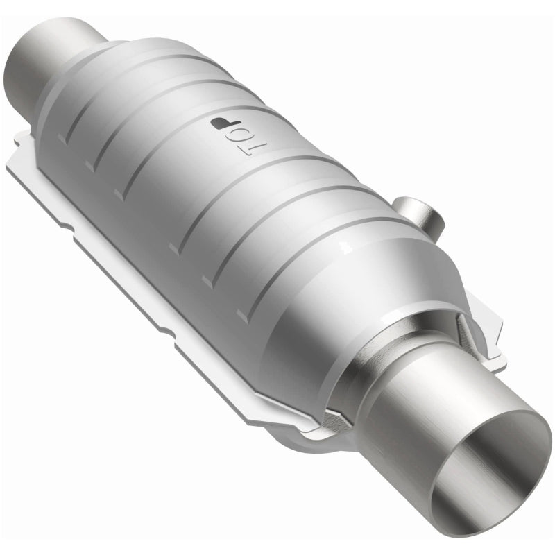 MagnaFlow Universal Catalytic Converter 2.25 OEM Angled O2