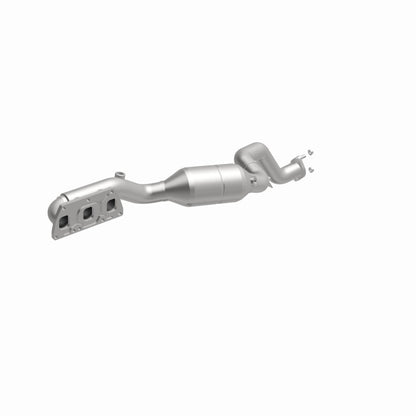 MagnaFlow Direct Fit Catalytic Converter 05-09 Audi A8 6.0L