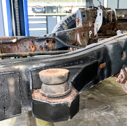 RustBuster Rust Buster 2004-2012 Chevy Colorado & GMC Canyon Front Cab Body Mount - Left