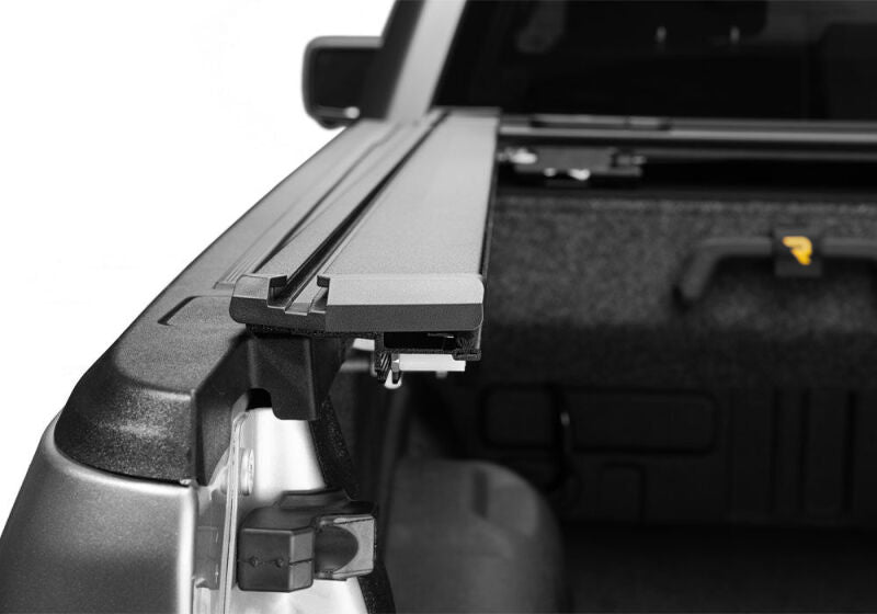 Retrax 21-26 Ford F-150 SuperCrew/SuperCab 5.5ft Bed & F-150 Lightning RetraxPRO EZ-Off FRC-4000