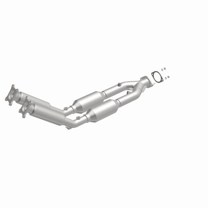 MagnaFlow Direct Fit Catalytic Converter 99-01 Volvo S80 2.8L
