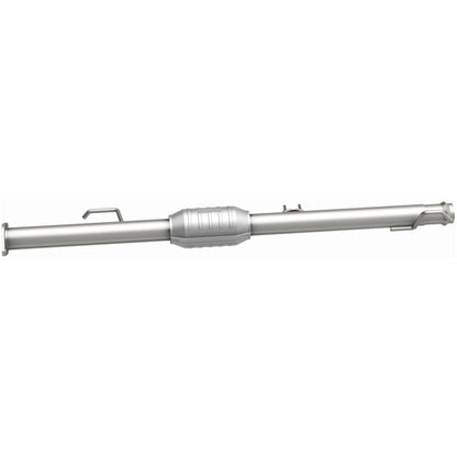 MagnaFlow Direct Fit Catalytic Converter 00-04 Tundra 3.4L rear OEM