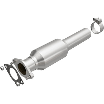 MagnaFlow 09-11 Buick Lucerne Rear Underbody 3.9L Direct Fit Catalytic Converter