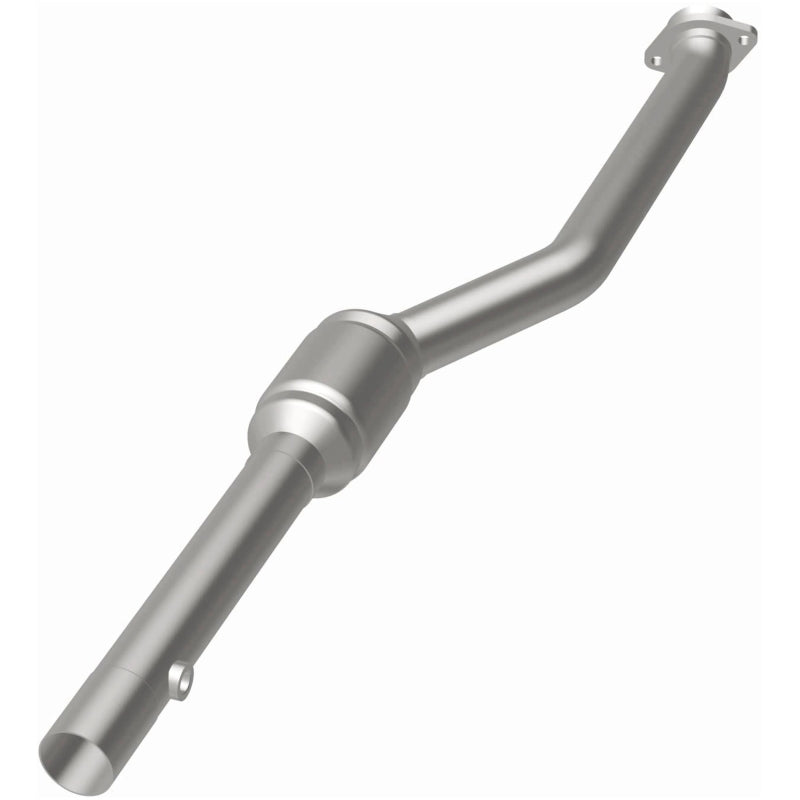 MagnaFlow Conv DF 99-00 BMW 540i 4.4L Passenger Side Rear