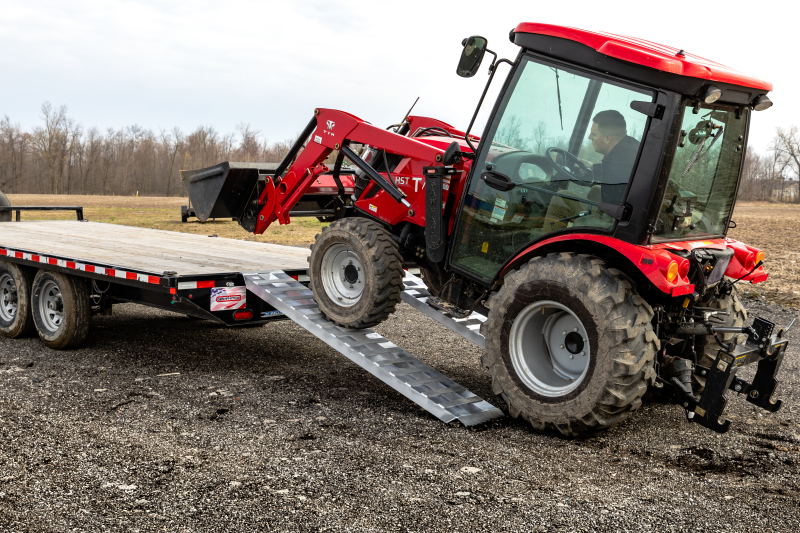 GEN-Y Hitch Gen-Y Heavy-Duty 6ft Aluminum Loading Ramps 14in x 72in 3K Capacity - Single