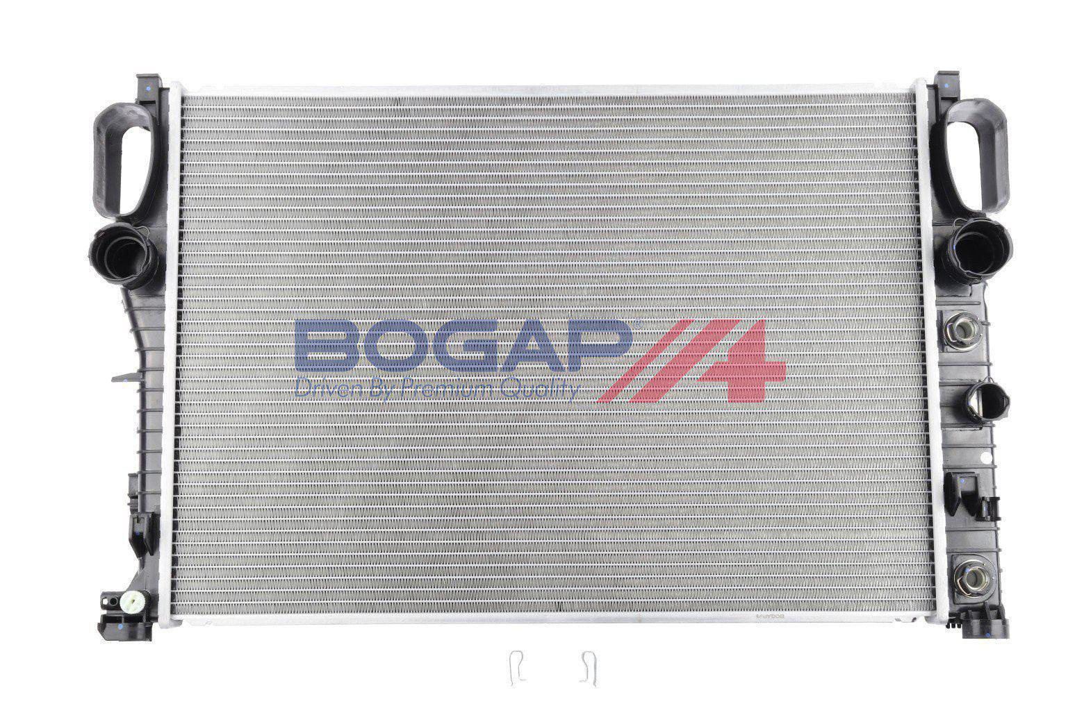 BOGAP C4210104 Radiator, Engine Cooling