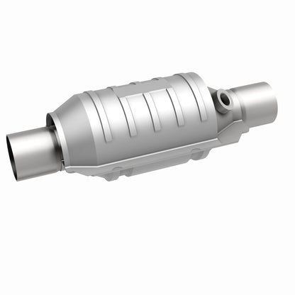 MagnaFlow Universal Catalytic Converter 2.25 with 1-O2 Rear CA