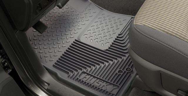 Husky Liners 07-11 Jeep Wrangler (Base/Unlimited)/02-07 Liberty Heavy Duty Black Front Floor Mats