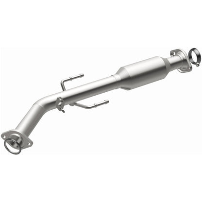 MagnaFlow Direct Fit Catalytic Converter 01-03 Toyota Sienna 3.0L