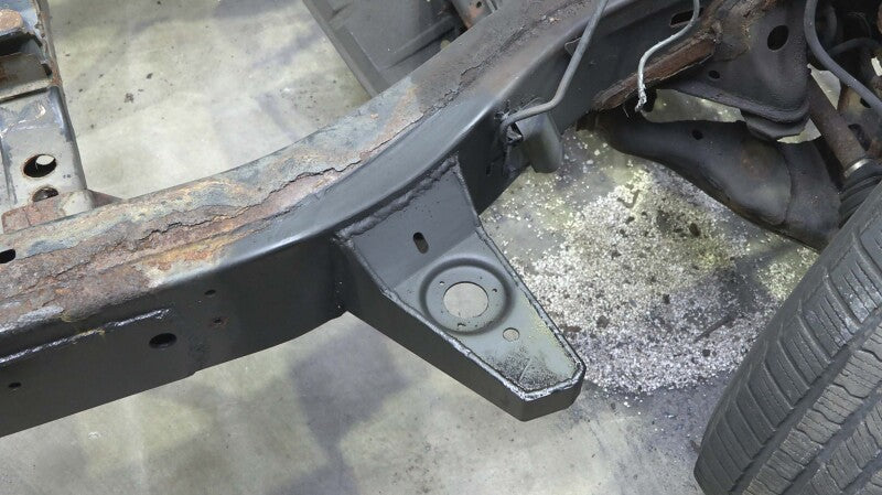 RustBuster Rust Buster 4Runner & FJ Cruiser Front Body Frame Mount - Right