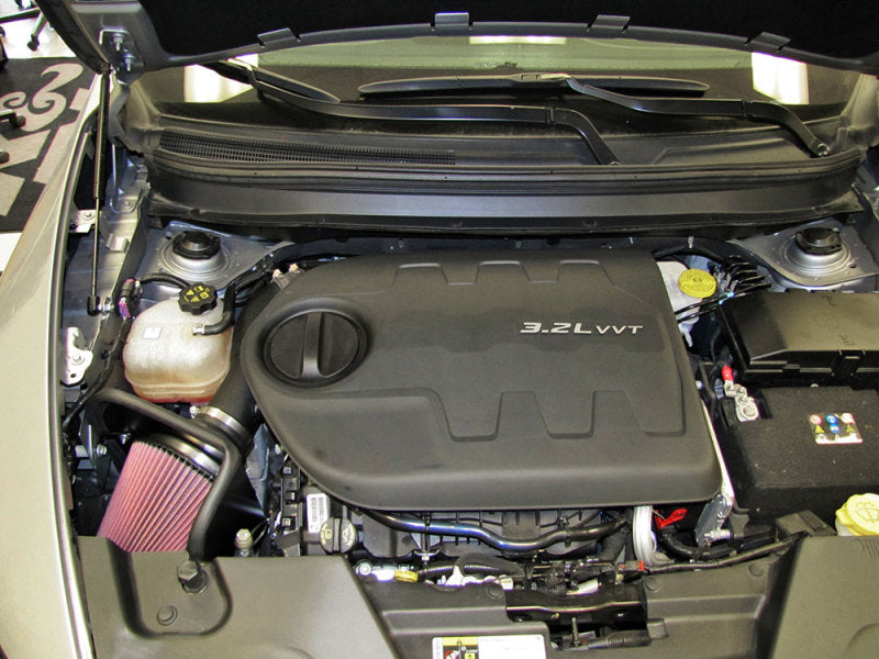 K&N Engineering K&N 14-15 Jeep Cherokee V6 3.2L AirCharger Performance Intake Kit