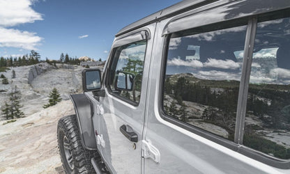 AVS 2018 Jeep Wrangler Unlimited (4-Door) Ventvisor Outside Mount Window Deflectors 4pc - Smoke