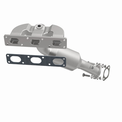 MagnaFlow Direct Fit Catalytic Converter BMW 3 01-06 Rear OEM
