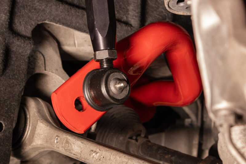 UMI Performance 16-24 Chevrolet Camaro Suspension Stabilizer Bar Link - Red