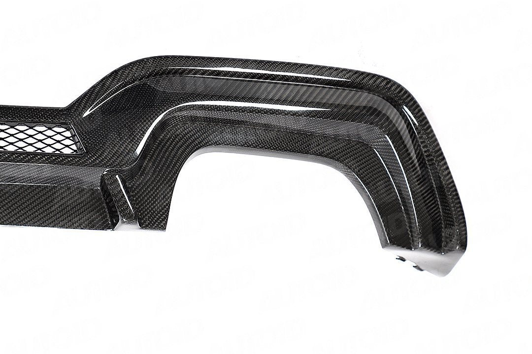 AUTOID BMW G20 G21 M340i Carbon Fibre Competition Rear Diffuser