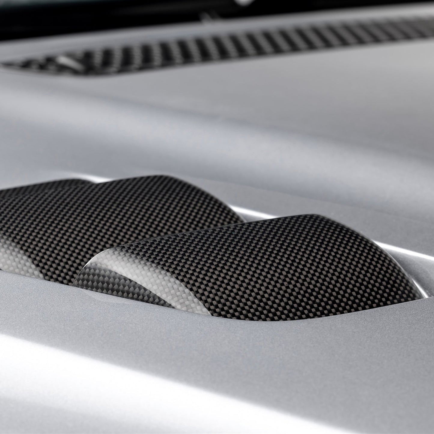 Vorsteiner BMV5655 V20 Aero Hood Carbon Fiber PP 1x1 Glossy